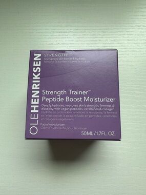 Ole Henriksen Strength Trainer Peptide Boost Moisturizer - Purple